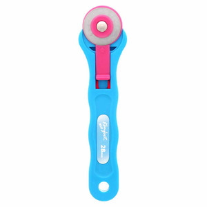 KOMFORT KUT Rotary Cutter - 28mm (1") KOMFORT KUT Rotary Cutter - 28mm (1")