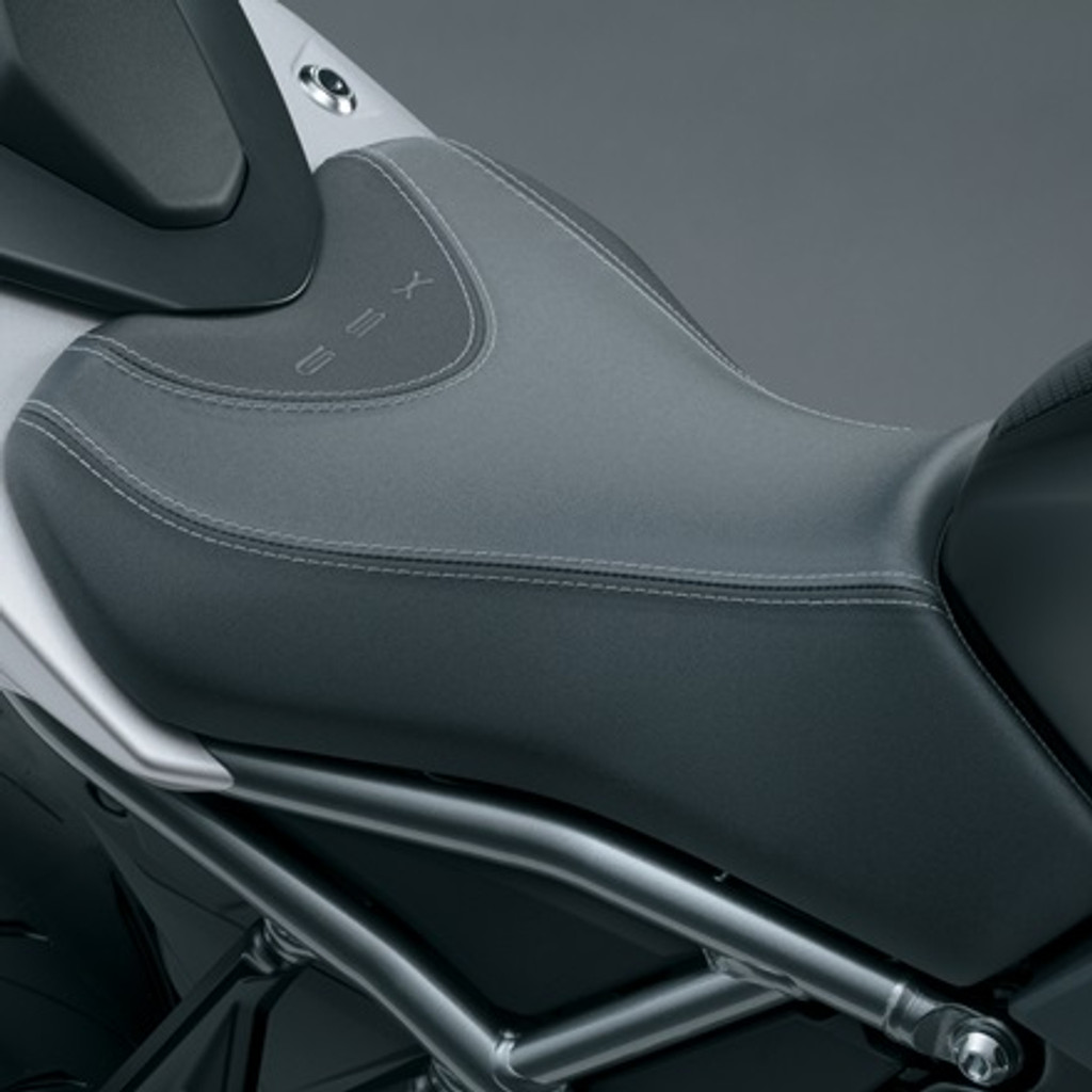 GSX-8S/ GSX-8R Styled Seat