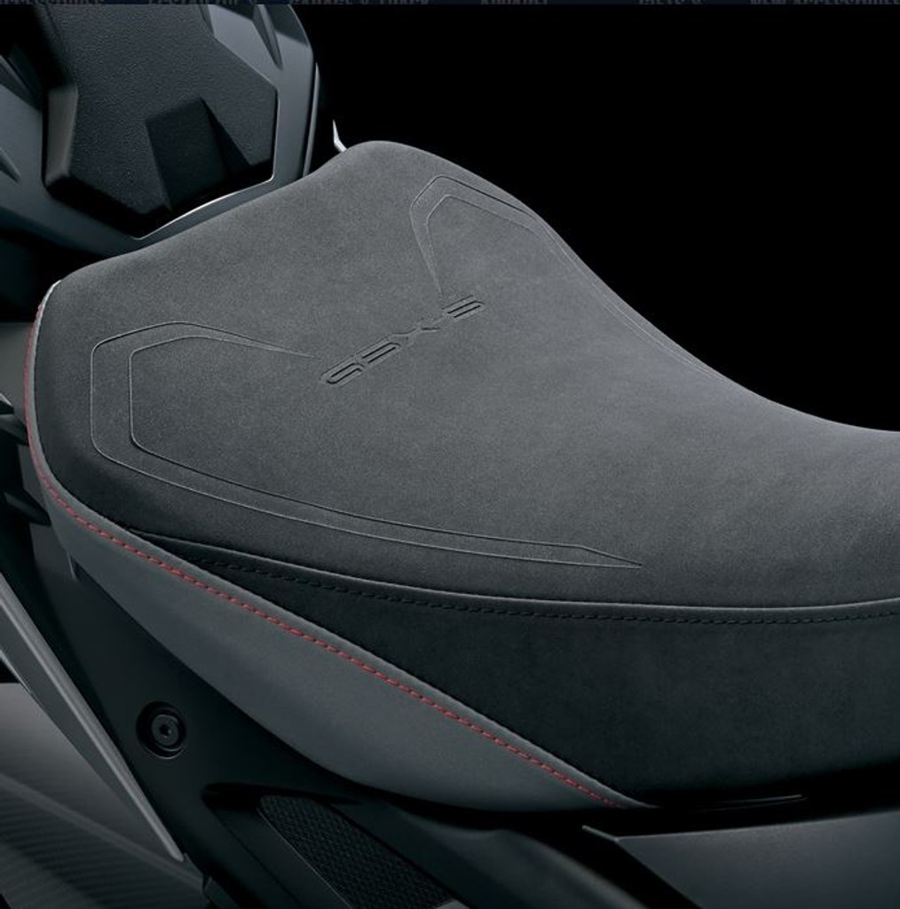 GSX-S1000 Styled Seat