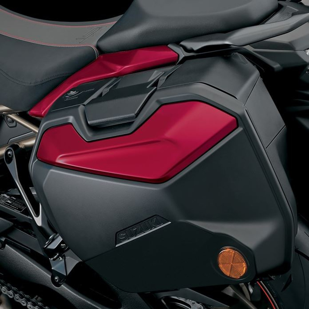 GSX-S1000GT Side Case Garnish (Candy Daring Red)