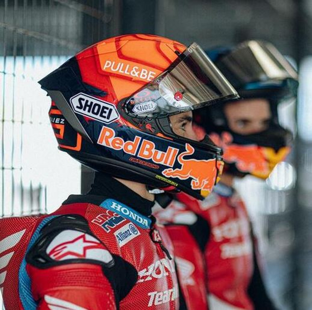 Shoei X-Fifteen Marquez 7