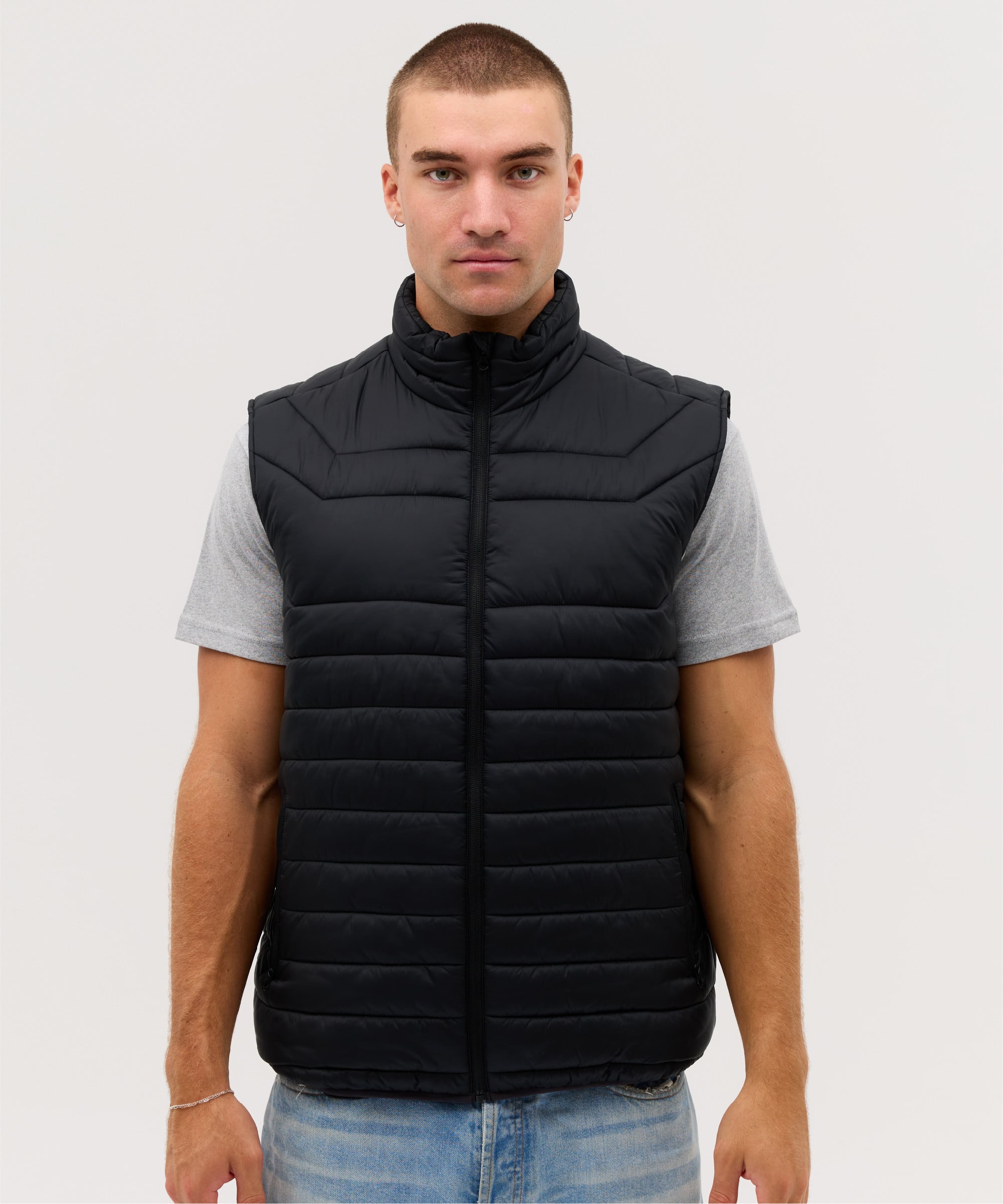 604 - BAXSY Proper Puffer Vest