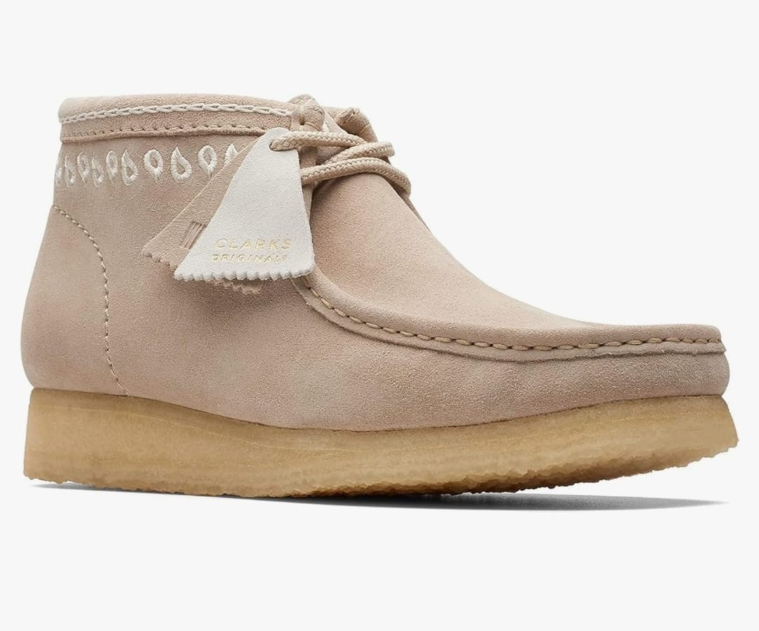 Clarks wallabees sand with crepe sole Clarks Originals Wallabee 35395 Sand Suede Crepe Sole Desert  main image 4