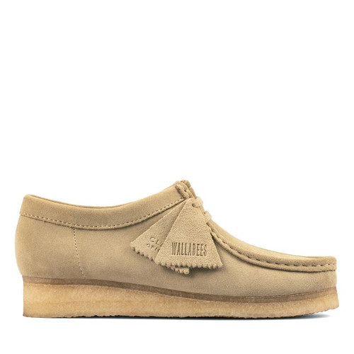 The latest member of our Wallabee family, this style in turmeric uses contrast rubber detailing on the heel to add a new twist to a classic. Crepe soles, fob detailing and an alternative lace option complete the look.


Upper Material Suede
Lining Material Sheepskin
Sole Material Crepe
Fastening Type Lace
Removable Insole No