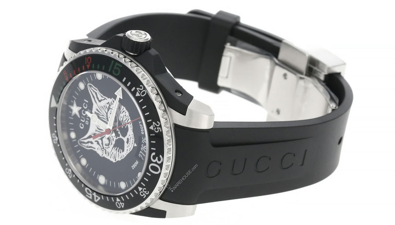 GUCCI Dive 40MM Quartz Black Dial Black Rubber Men's Watch YA136320