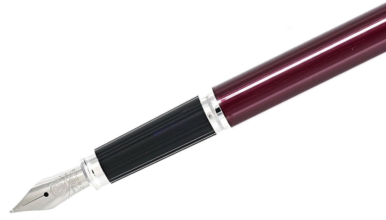 CROSS Century II Translucent Plum Lacquer Fountain Pen AT0086-114MS