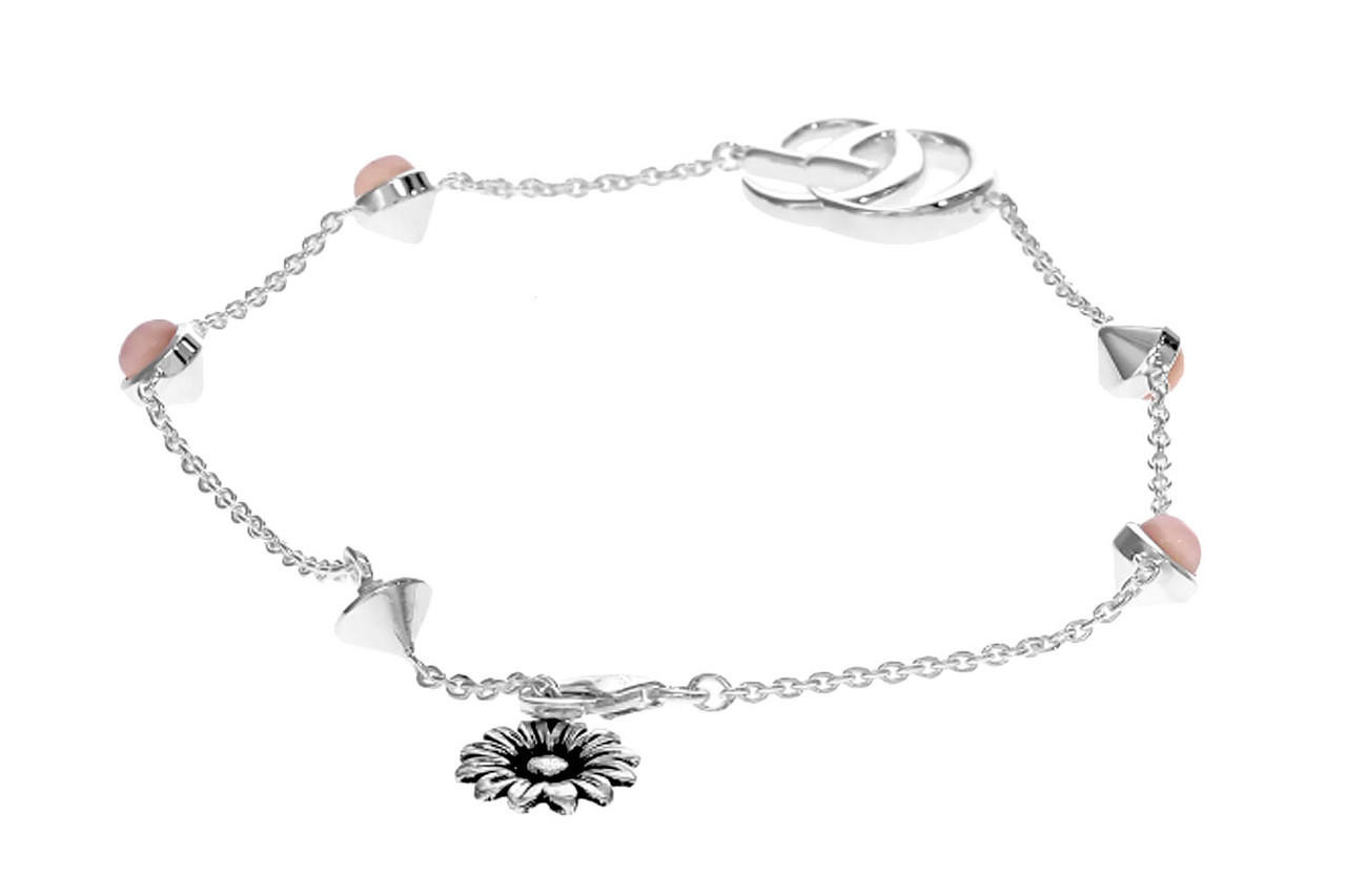 Gucci Bracelet with Gucci Trademark Engraved Charms in Metallic | Lyst