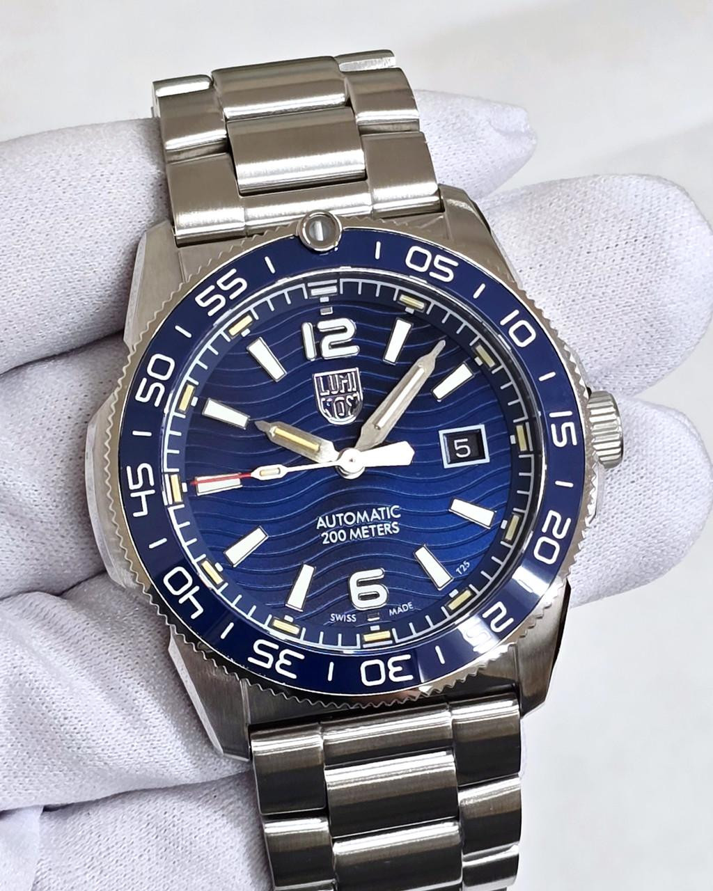 LUMINOX Pacific Diver Automatic 42MM Men's Dive Watch XS.3104
