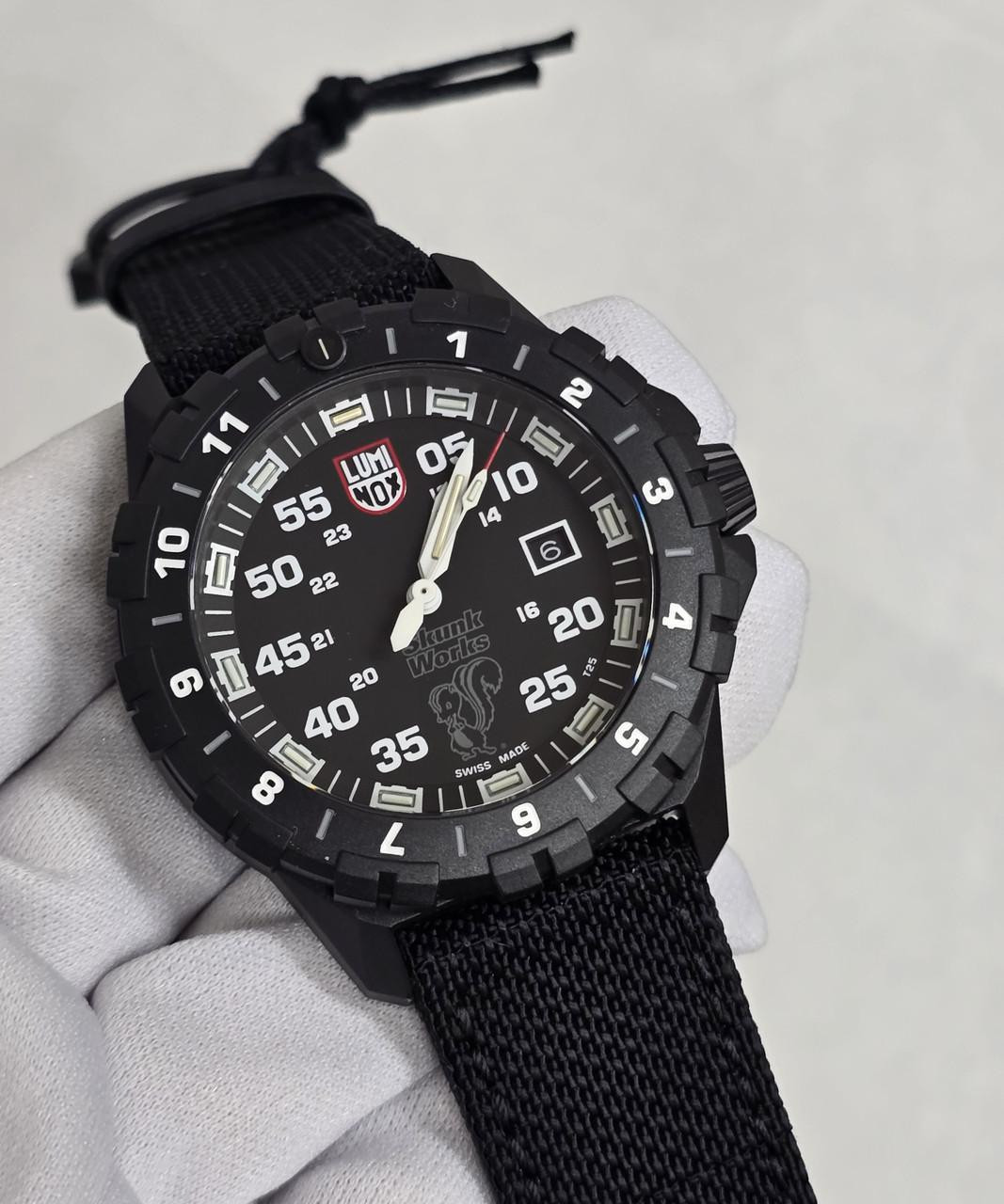 LUMINOX F-117 'Nighthawk x Skunk Works' 6440 Heritage 44MM Pilot
