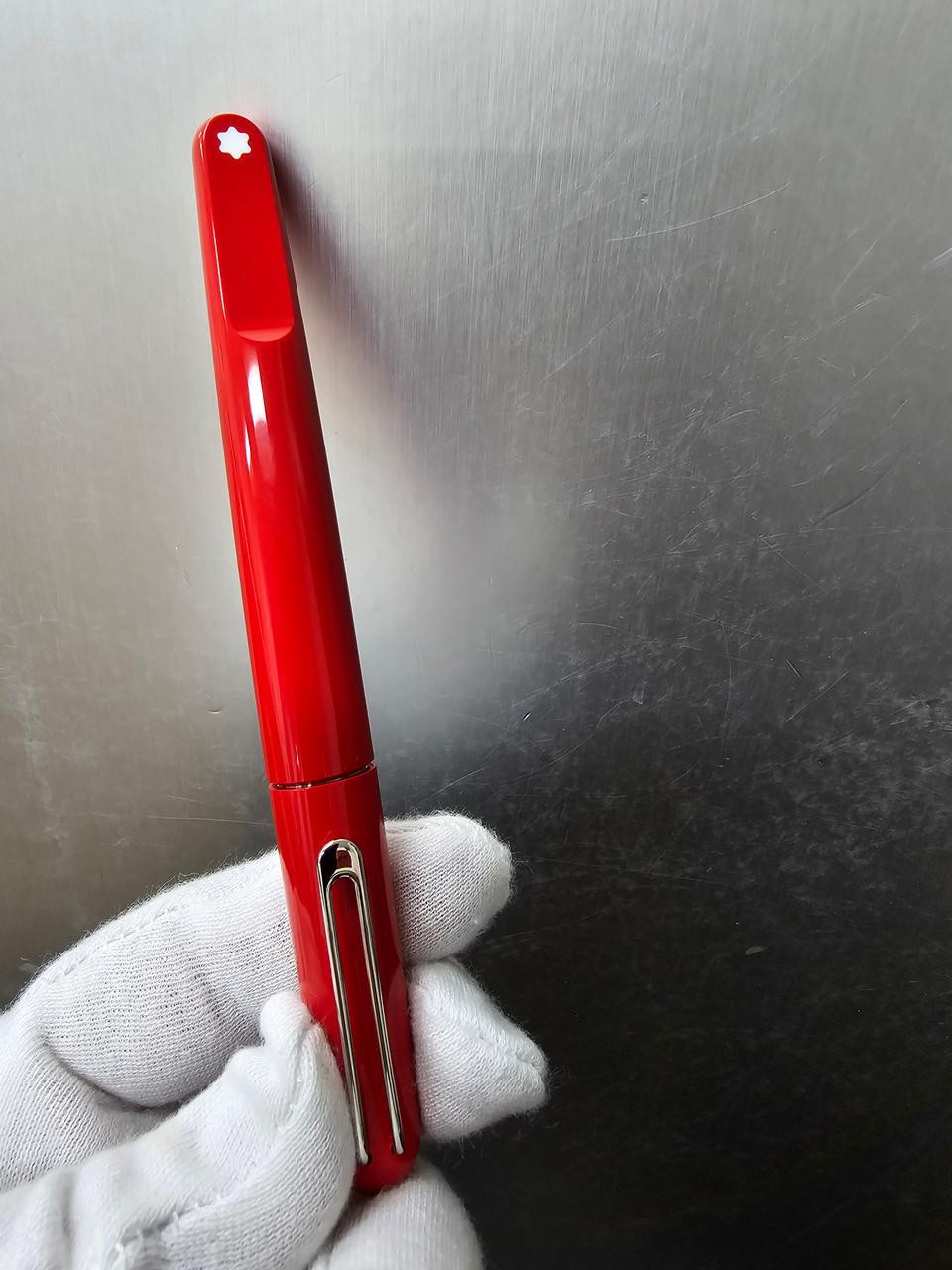 Montblanc M RED Line Marc Newson Füllfederhalter Special Edition