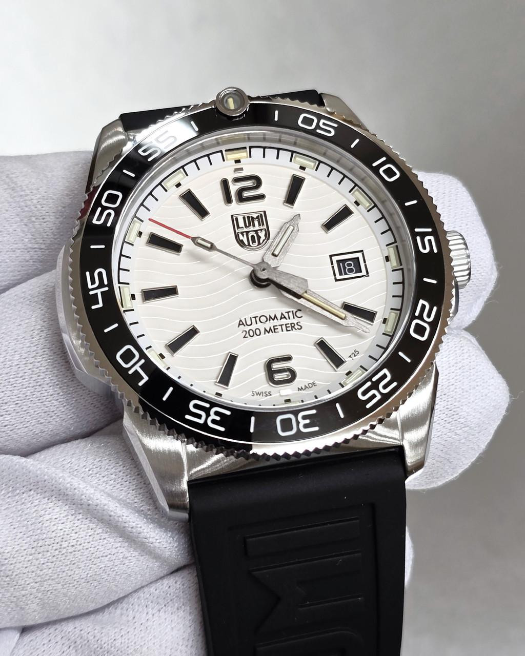 美品Luminox 時計 100 Meters LUMINOX Atacama Field Quartz 43MM Sand Dial Men's Watch