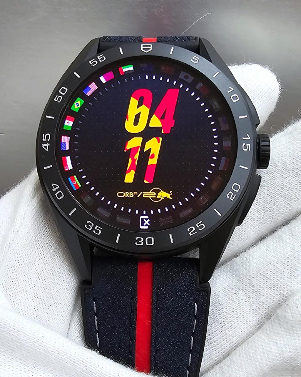 TAG HEUER Connected Calibre E4 x Oracle Red Bull Racing Edition
