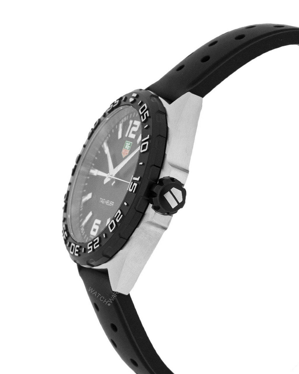 TAG HEUER Formula-1 Black Dial Rubber Band Men's Watch WAZ1110