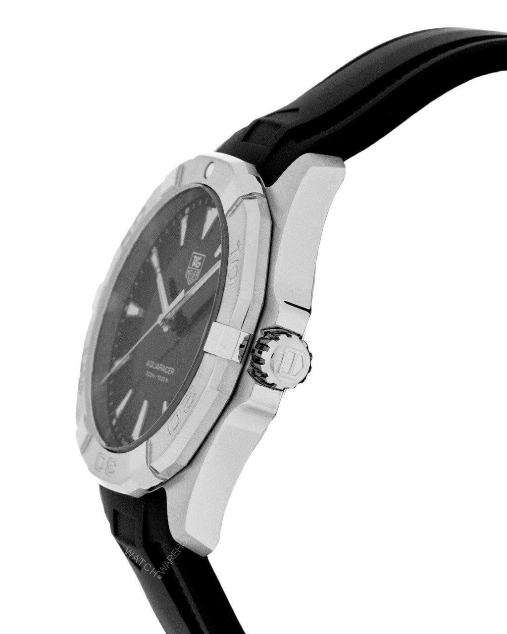 TAG HEUER Aquaracer 300m BLK Dial Rubber Strap Watch WAY1110