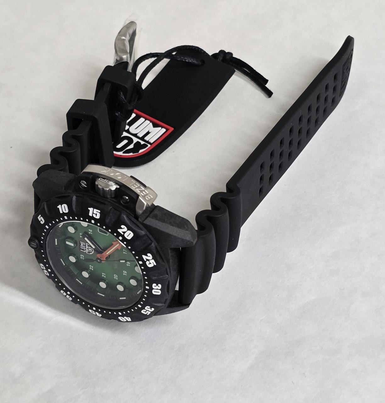 LUMINOX Scott Cassell Deep Dive 45MM Green Dial Rubber Men's Watch