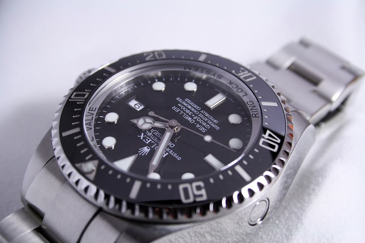How to Choose Your First Luxury Watch: A Beginner's Guide