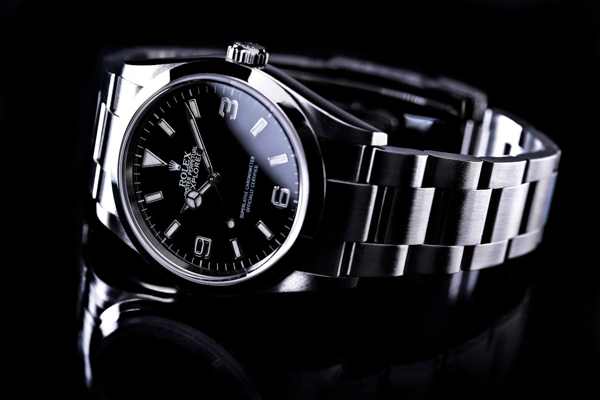 How to Spot a Fake Luxury Watch: An Expert's Guide