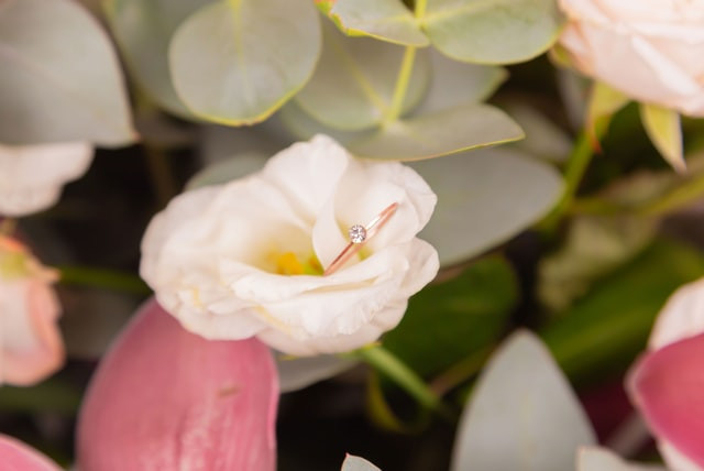Our Favorite Spring-Inspired Flower Jewelry