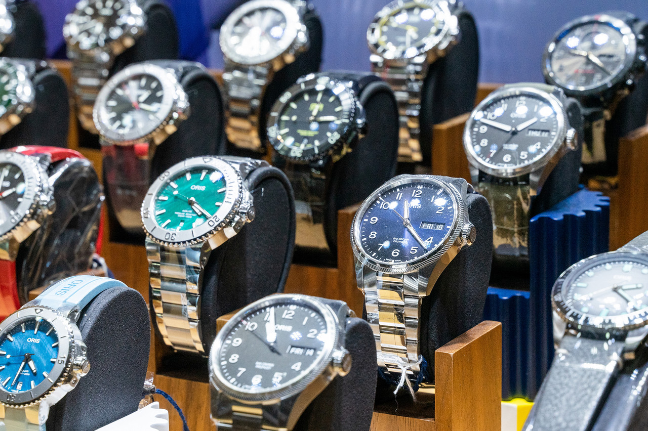 The Best Luxury Watches Under $2,000 That Still Feel Premium