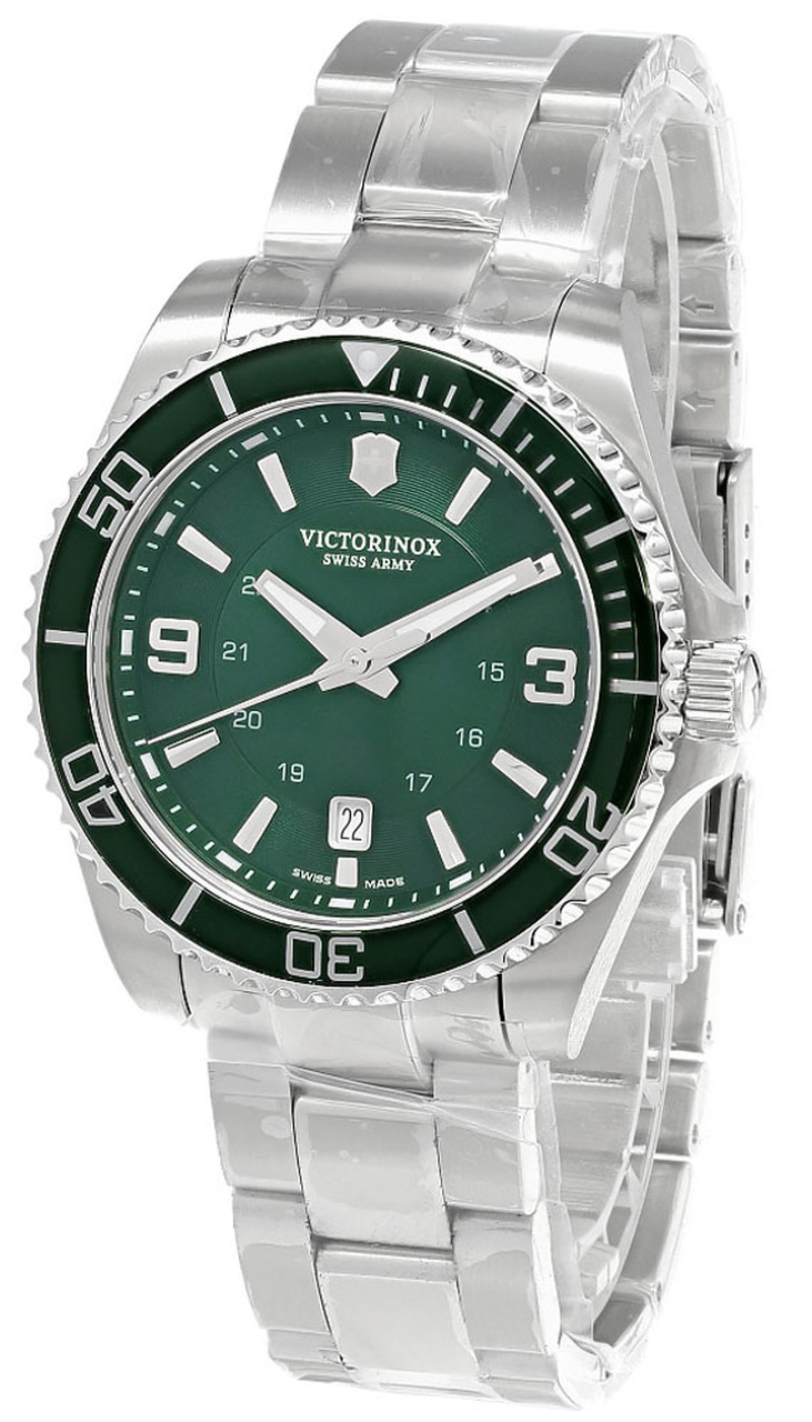 Victorinox Maverick men’s watch