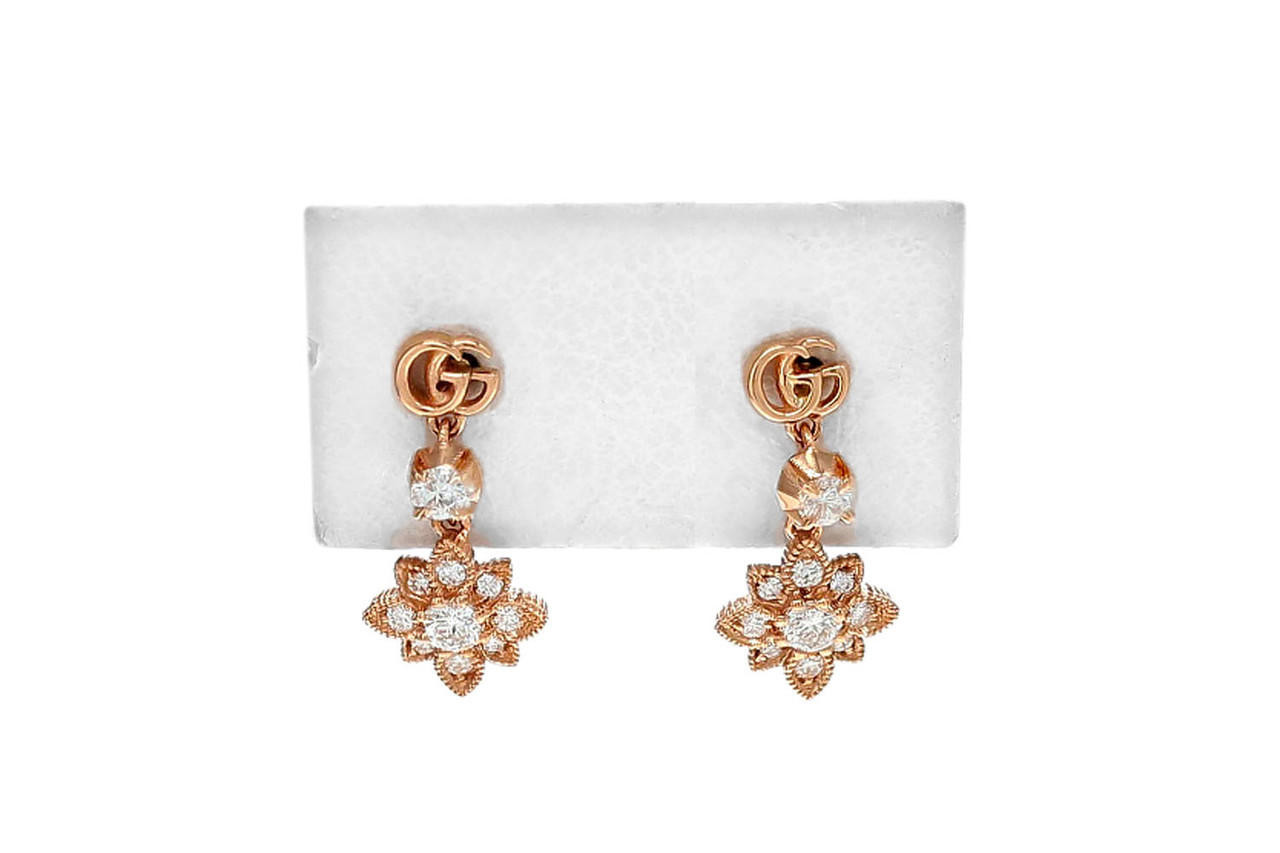 Gucci 18k White Gold Trademark Diamond Heart Stud Earrings in Metallic |  Lyst