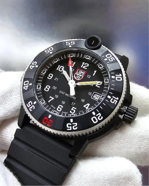 LUMINOX 8301 NAVY SEAL ミリタリーウォッチ 美品 箱付 Luminox USA - Original Navy SEAL 3001