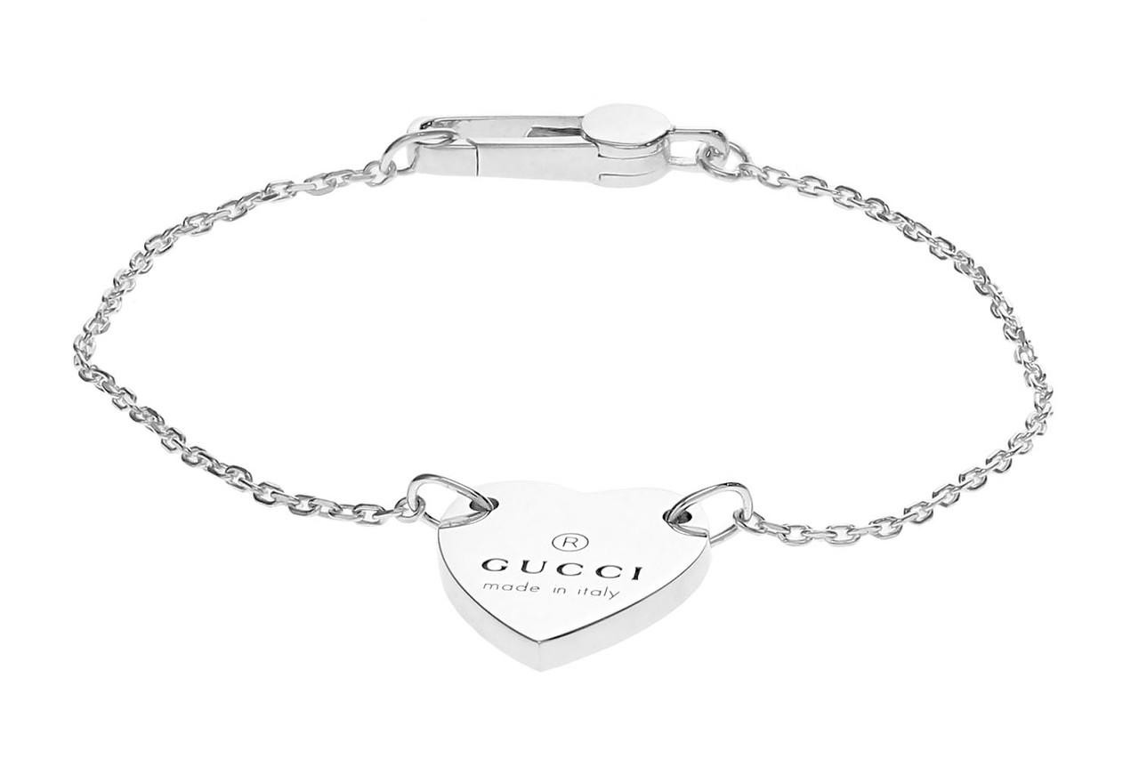 Bracelet with gucci sales trademark heart