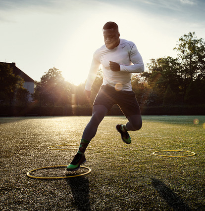 Man using maca as part of a strength-focused nutrition routine