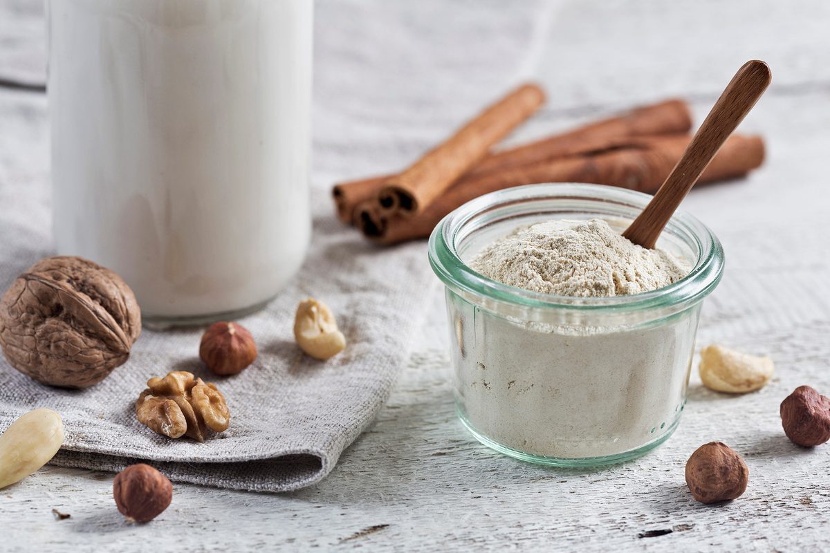 Maca powder for smoothies shakes and active daily routines