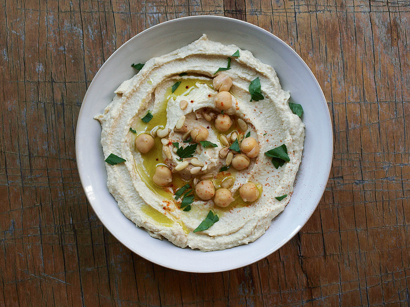 maca-hummus.jpg