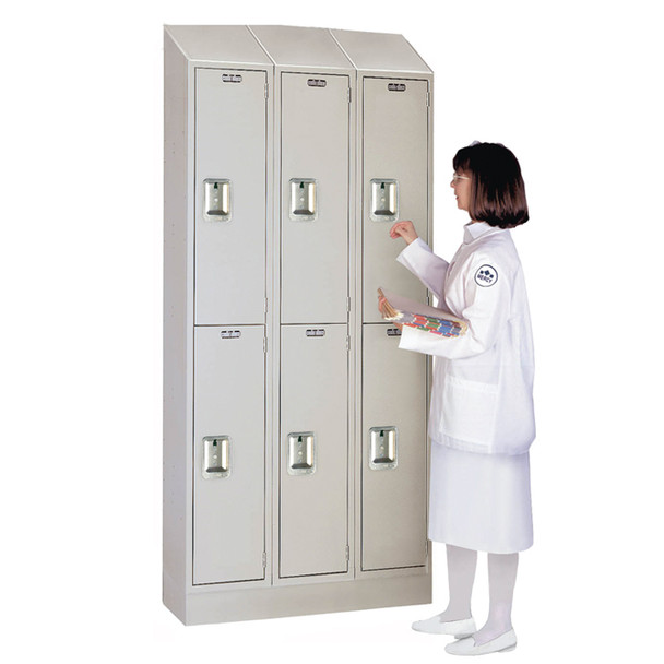 AL-76342 | ANTIMICROBIAL LOCKER 18"X18"X72"