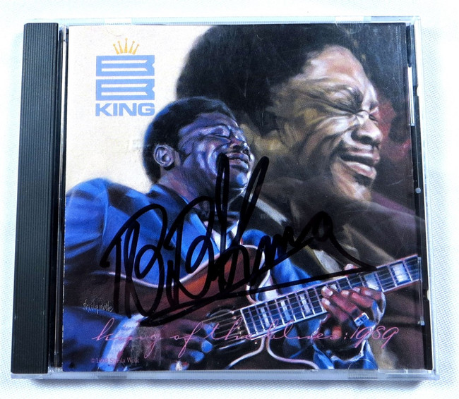 B.B. King Signed Autographed CD Booklet King of the Blues 1989 JSA AM23433