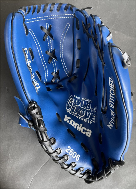 Betty Chatwood Unsigned Custom Built Baseball Glove Dodger Mom Collection
