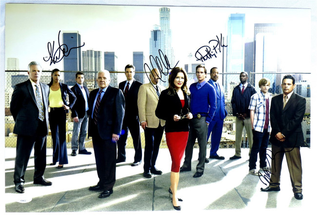 Major Crimes Multi Autographed 12X18 Photo Cruz Keene Giovanni Chan JSA AS84222