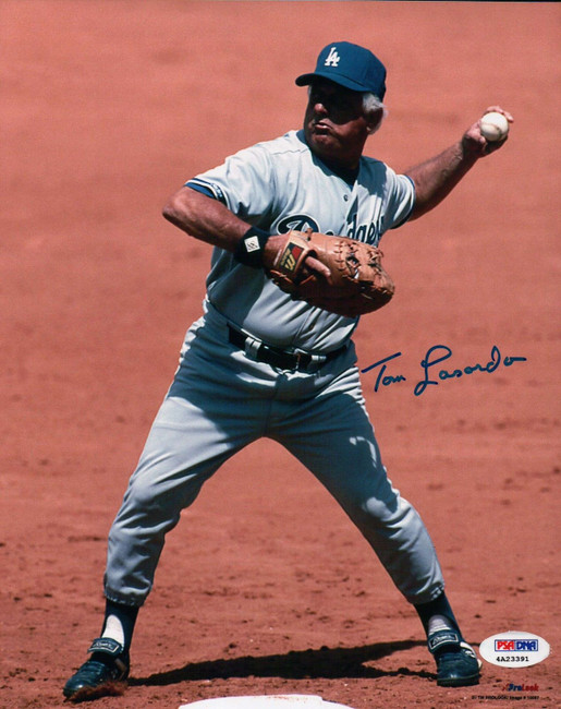 Tommy Lasorda Signed 8X10 Photo Autograph LA Dodgers Throwing Ball Auto PSA/DNA