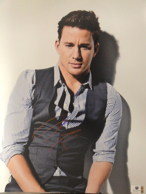 Channing Tatum Hand Signed Auto 11x14 Photo Sexy Gorgeous Magic Mike JSA U16300