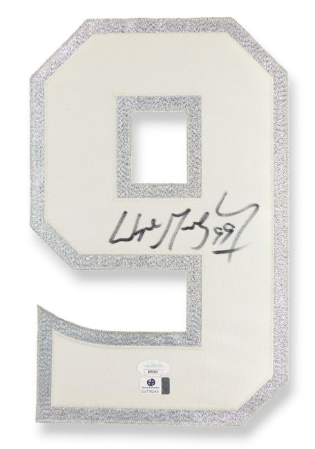 Wayne Gretzky Signed Autographed Jersey Number Patch Kings "#9" JSA XX76957