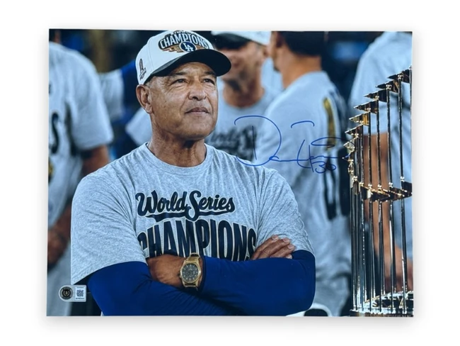 Dave Roberts Autographed 16x20 Photo Standing Next To Trophy Dodgers Beckett