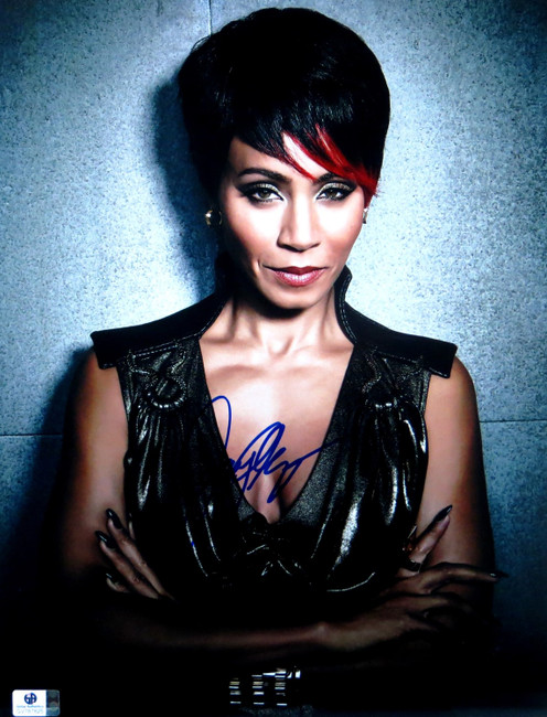 Jada Pinkett Smith Signed Autographed 11X14 Photo Sexy Black Outfit JSA U16645