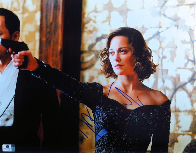 Marion Cotillard Signed Autographed 11X14 Photo Inception with Gun GV793659