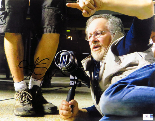 Steven Spielberg Autographed 11X14 Photo Director on Floor Shooting GV796737
