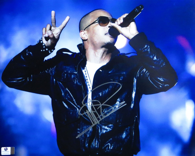 TI Signed Autographed 11X14 Photo Rapper Perfoming Leather Jacket GV806552