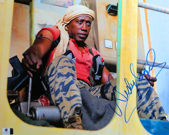 Wesley Snipes Signed Autographed 11X14 Photo The Expendables in Crane GV806221