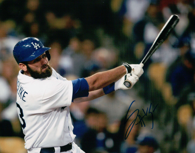 Scott Van Slyke Signed Autographed 8X10 Photo LA Dodgers Home Swing Beard COA