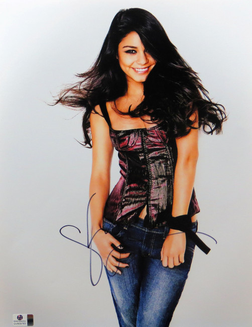 Vanessa Hudgens  Signed Autographed 11X14 Photo Sexy Playful in Jeans GV809783