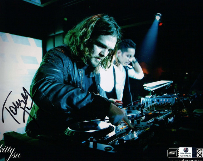 Tommy Trash Signed Autographed 8X10 Photo DJ Mixing on Stage GV814635