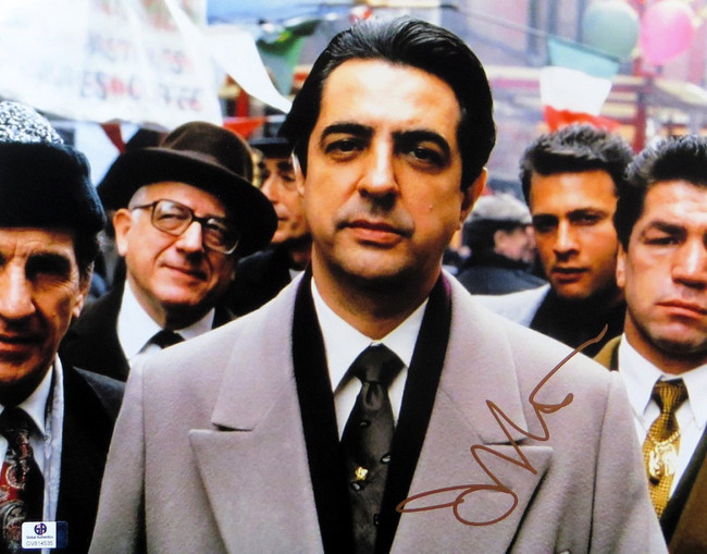 Joe Mantegna Signed Autographed 11X14 Photo Godfather 3 on Street GV814535