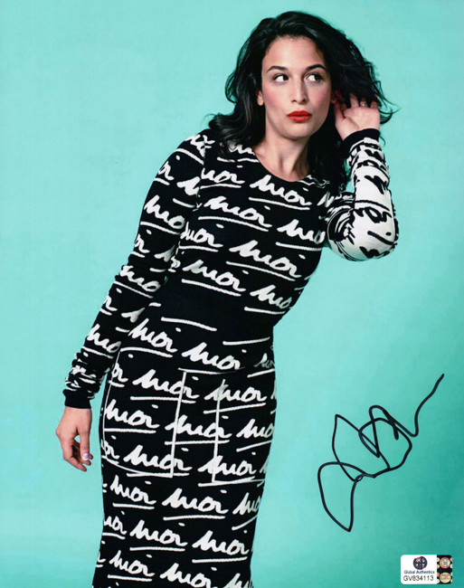 Jenny Slate Signed Autographed 8X10 Photo Sexy Black/White Dress GV834113