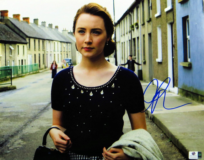 Saoirse Ronan Signed Autographed 11X14 Photo Brooklyn Oscars w/Purse GV834929