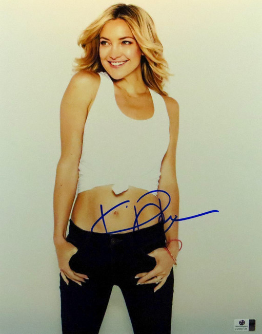 Kate Hudson Signed Autographed 11X14 Photo Sexy Gorgeous Tank Top GV830734